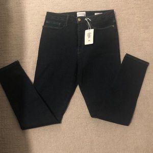 NWT! Dark blue Frame Le One Skinny never worn